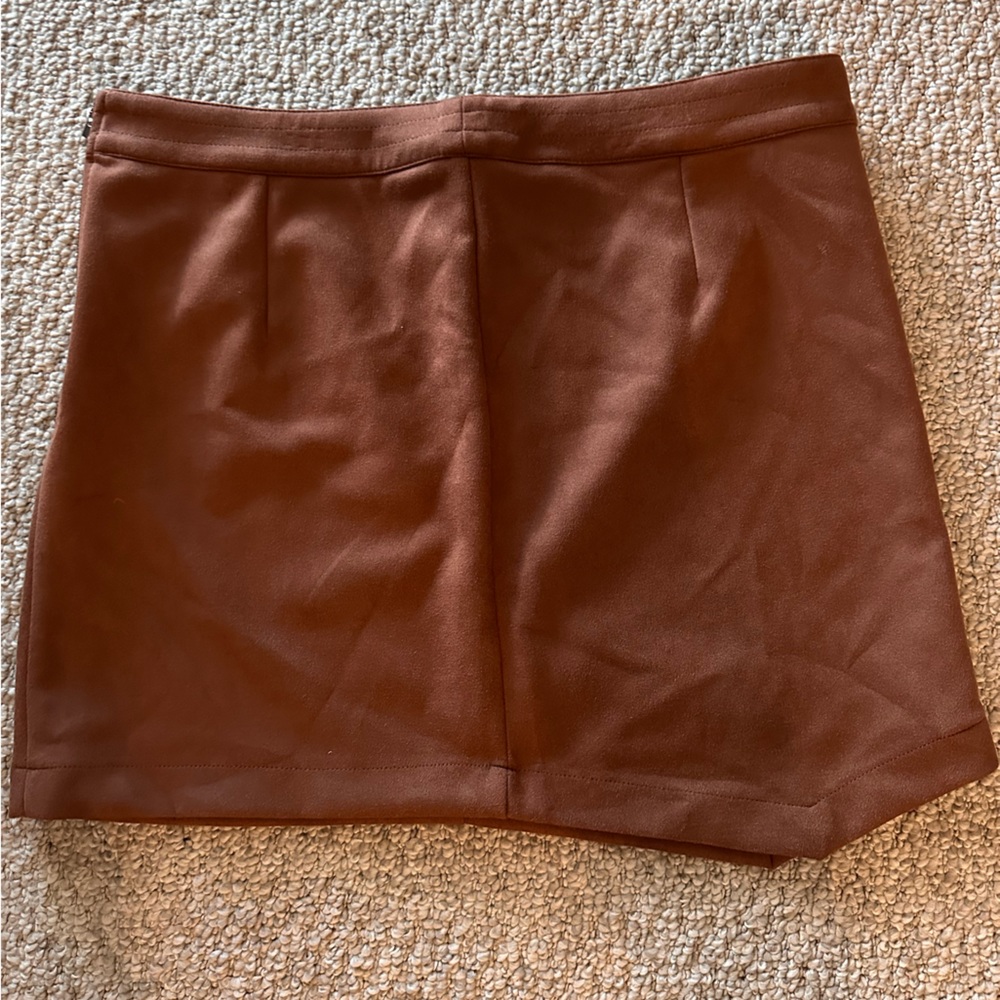 BB Dakota Faux Suede mini skirt size 12